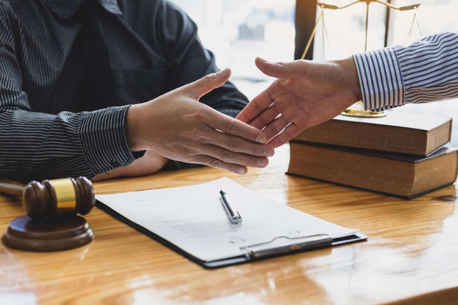 Practical-Guide-Navigating-Out-of-Court-Settlement-Successfully